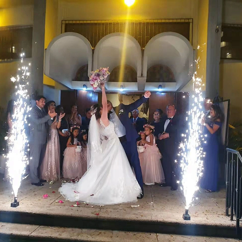 Wireless 2 Cue Fireworks Firing System Remote Control for Stage Wedding Shows