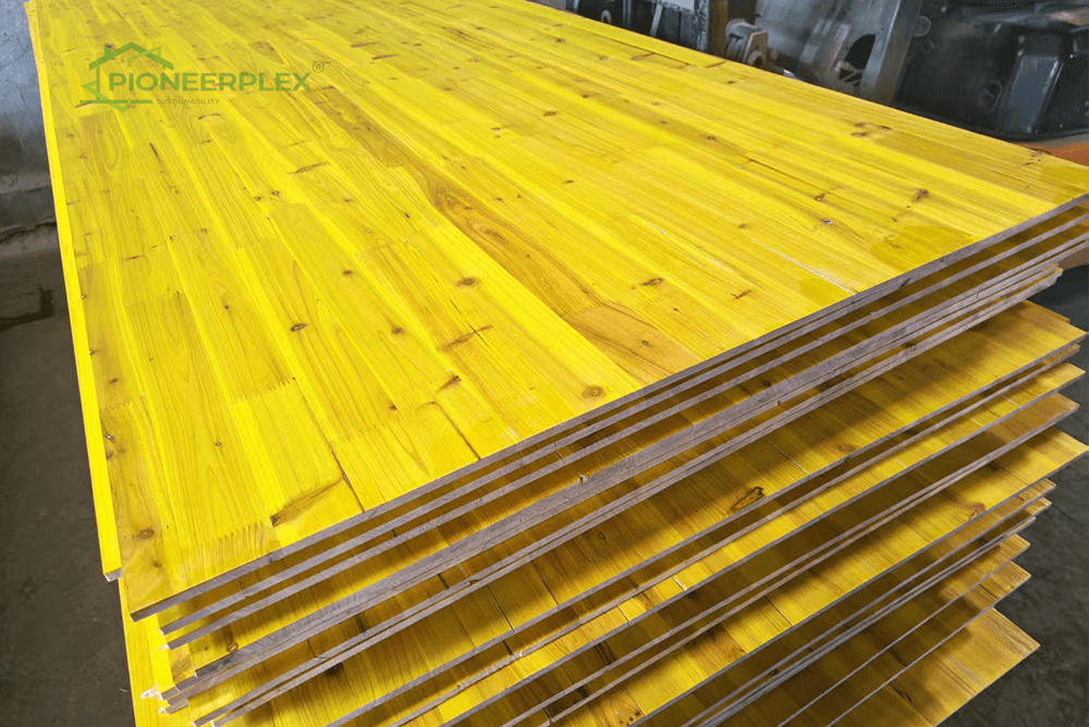 3 PLY COMBI PINE SHUTTERING PANEL