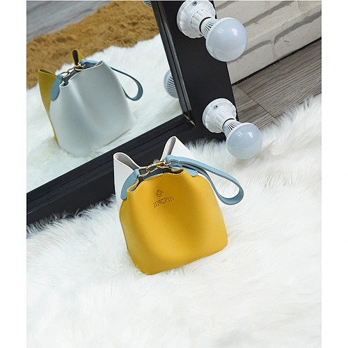 Embroidery pattern pu leather women tote bags stylish messenger bags