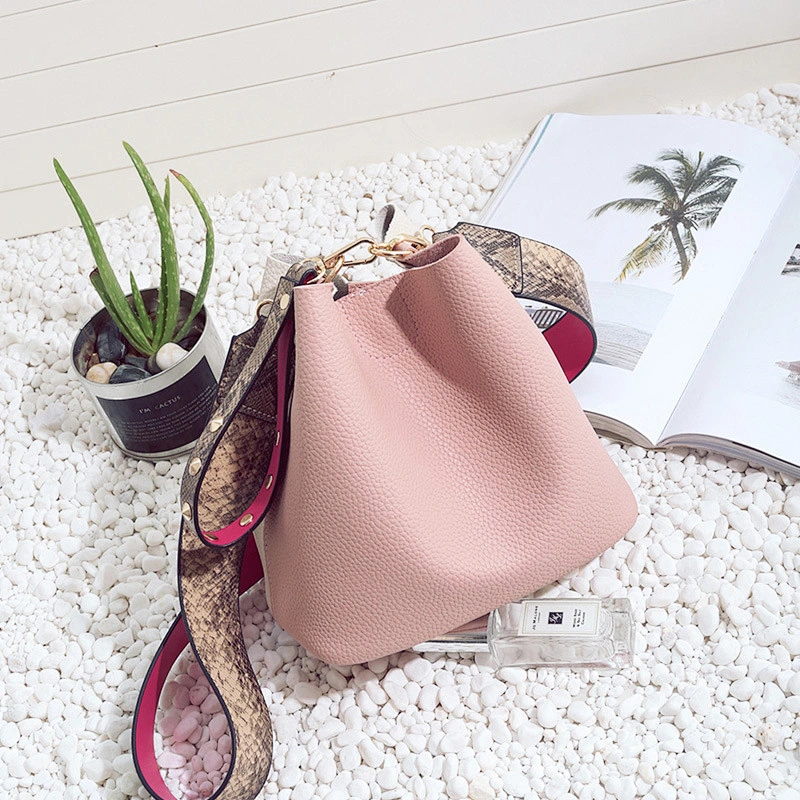 2019 Trend Long Belt Women PU Leather Messenger Bag And Handbag For Girls