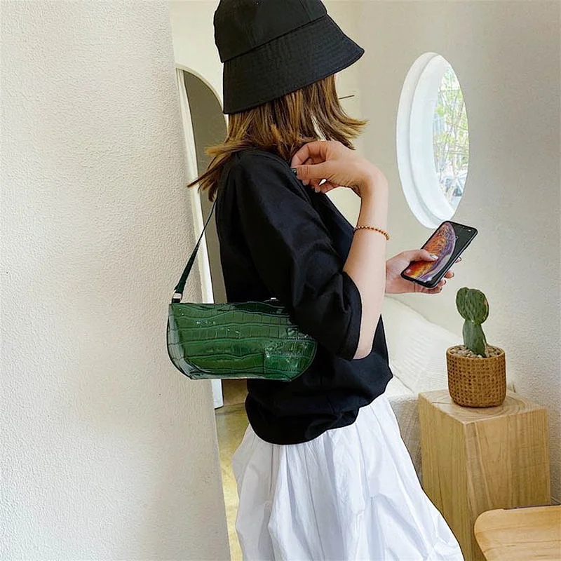 2020 Ins Summer New European Style Clutch Bag Female Crocodile Pattern Portable Bright Leather Underarm Bag