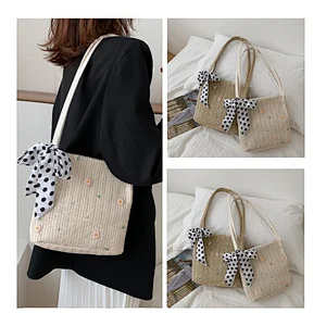 Ins 2020 Small Straw Bucket Bag Summer New Fairy Rattan Beach Vacation Portable Shoulder Bag