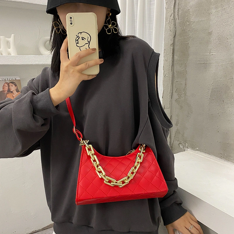 Lattice Embroidered Popular Style Elegant Chain PU Leather Bag For Girls