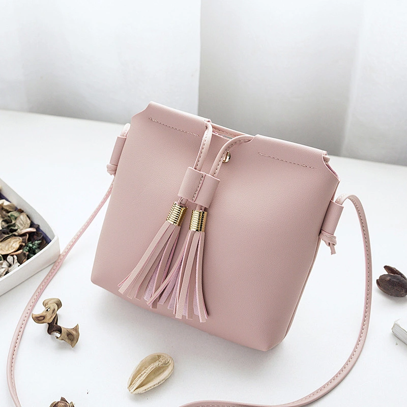Fashion Womens Cheap Promotional Shoulder Crossbody Leisure Leather Tassel Messenger Bags