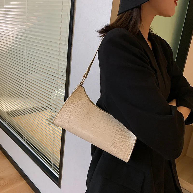 Summer Small Fresh Bag Female 2020 Popular New Trend Purple Underarm Wild Fashion One-Shoulder Bag