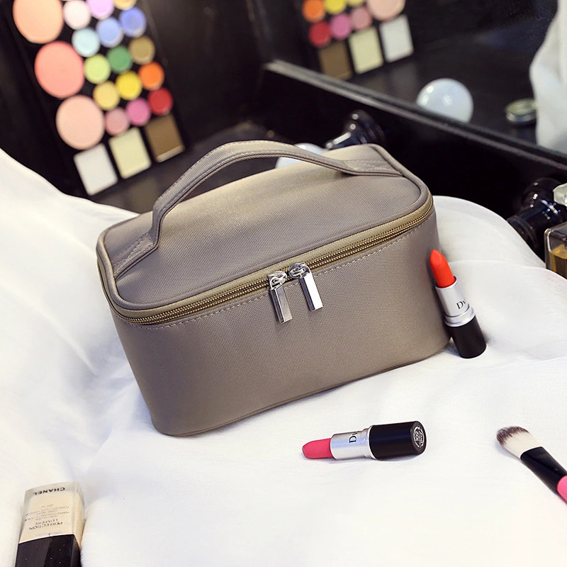 Custom Nylon Ladies Elegant Cosmetic Bag Portable Folding Travel Single Layer Cosmetic Bag
