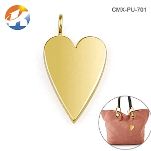 Hot Sale Fashion Design Heart Shape Metal Hang Tag, Custom Gold Metal Hanging Logo for Handbags