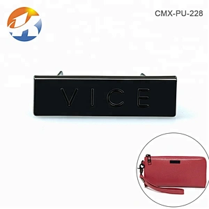 Handbag Hardware Design Gunmetal Engraved Logo Metal Name Plate, 17 Years Professional Factory Custom Metal Logo Labels for Bags