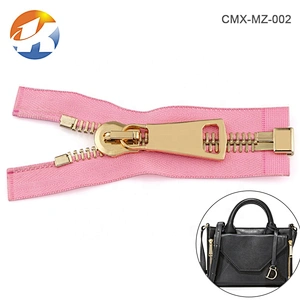 Wholesale Garment Accessories Pink Tape Gold Teeth Zipper Metal