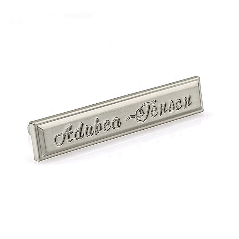 China Manufacture High Quality Custom Metal Logo Plate for Handbags, Designer Engraved Logo Metal Label for Bags^