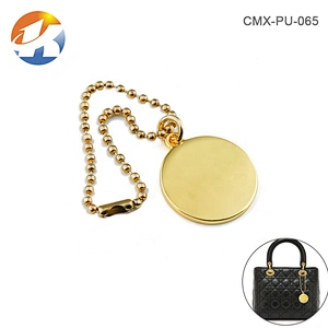 Fashion Custom Bag Hardware Gold Metal Tag with Chain for Handbags, Design Engraved Logo Hanging Metal Name Tag Label for Bag