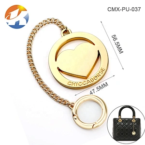 Custom Metal Tag with Heart Logo for Handbags, Bag Accessories Round Gold Plating Hanging Metal Logo Tag with Spring Hook