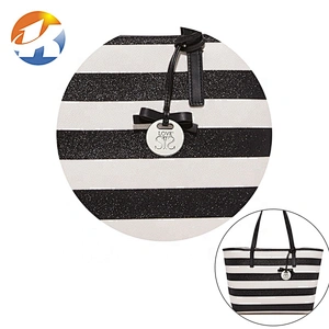 Custom Round with Engraved Logo Metal Hang Tag, Zinc Alloy Hanging Metal Logo For Handbags
