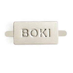 Dongguan Factory Design Bag Fitting Engraved Logo Metal Plate, Custom Brand Logo Metal Label for Bags