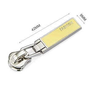 Handbag Hardware Embossed Logo Custom Zipper Pulls