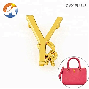 High Quality Bag Fitting Design Metal Letter Logo, Custom Letters Gold Metal Logo Plate for Purse^