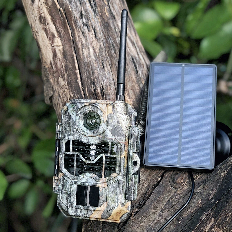 SMS Remote Control 3G Wildlife Digital Solar Power with 940NM Invisible IR LEDs  2.4'LCD 20MP 3G Hunting Camera