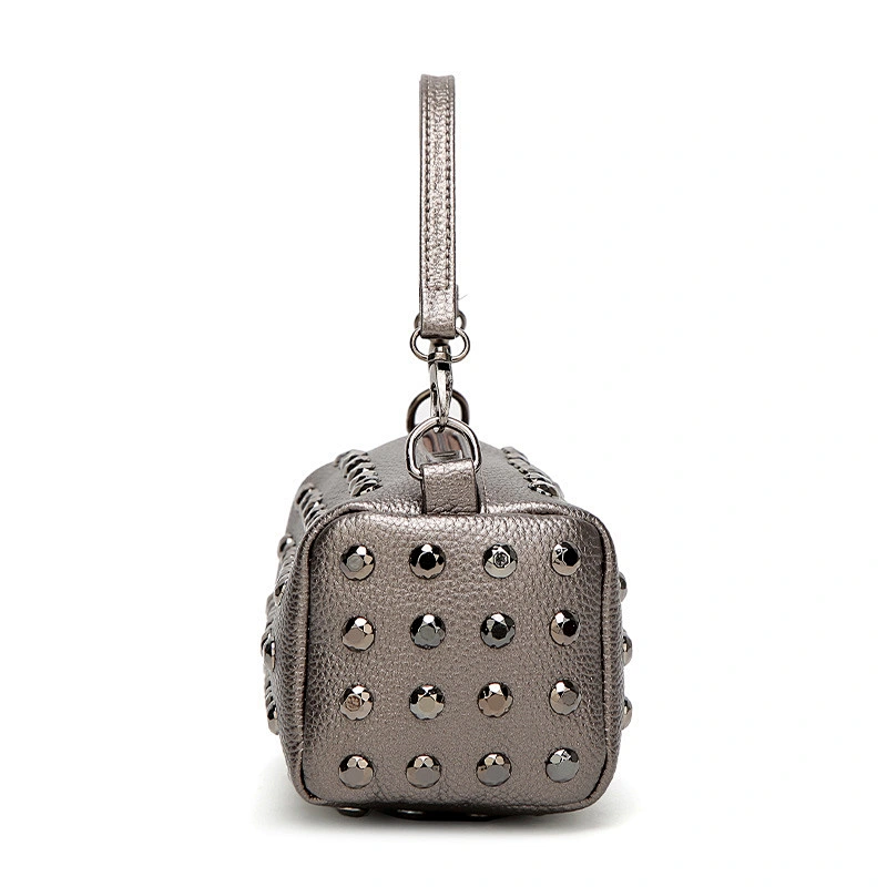 New Women Fashion Shoulder Bag Lady Black Rivet Leather Handbag