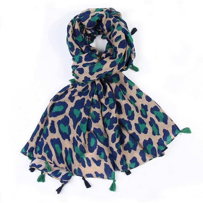 New style autumn and winter new fashion leopard-print with  tassels woman scarf