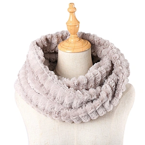 Hot sale custom warm fur neck gaiters fashion women neck scarves