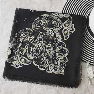 Muslim embroidery scarf pashmina shawls 45% silk 55% pashmina wolf embroidery designs mens crinkle scarf