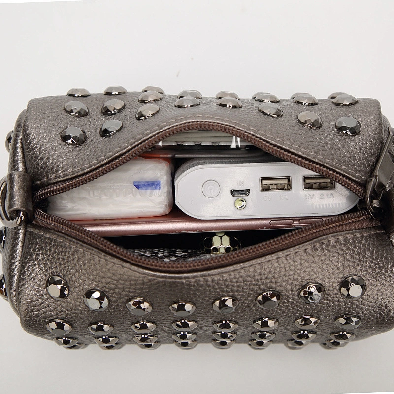 New Women Fashion Shoulder Bag Lady Black Rivet Leather Handbag
