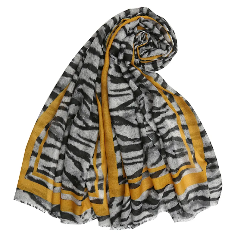 New style fashion striped printed scarf spring and summer cotton and linen sunscreen scarf