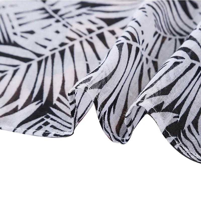 Black and white leaf shawl fashionable long handmade tassel hanging scarf outdoor sunshade beach towel