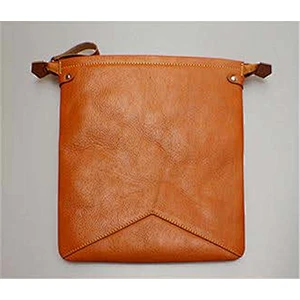 High Quality Smart Leather Small Cool Earphone Bags For Women And Girls