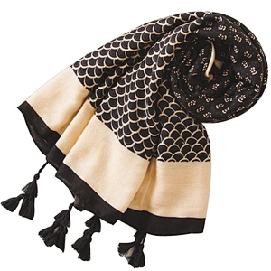 New style fashion black fish-scale printed  Korean version long scarf