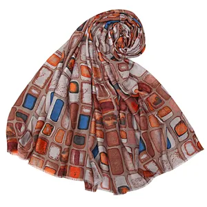 New design woman long rolled edges satin printed scarf