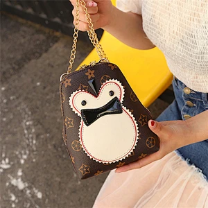 New cartoon design chian shoulder bag fashion girls leather messenger bag