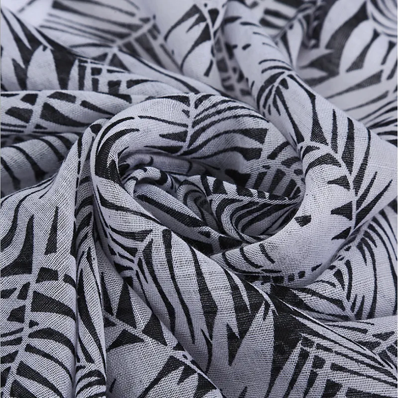 Black and white leaf shawl fashionable long handmade tassel hanging scarf outdoor sunshade beach towel