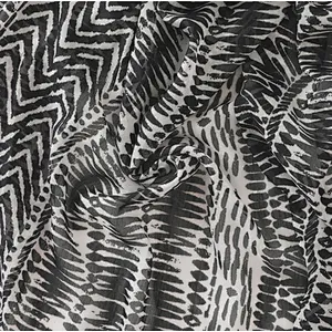 Korean version women's black and white geometric fringe long scarf
