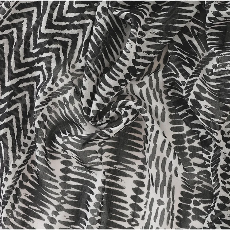 Korean version women's black and white geometric fringe long scarf