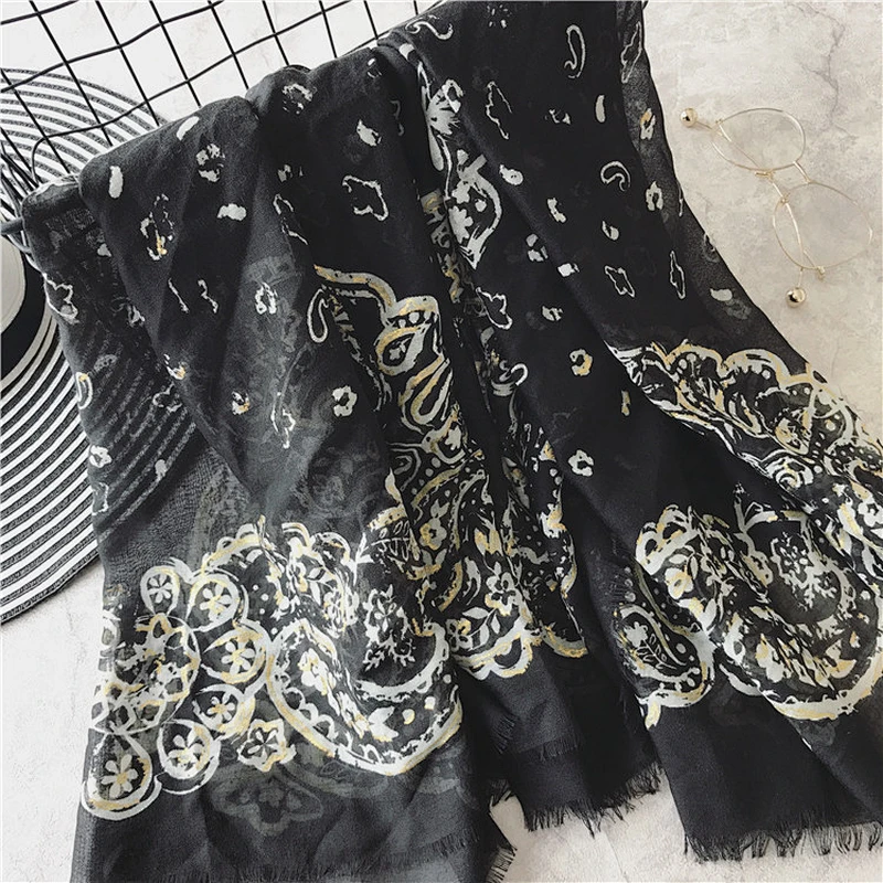 Muslim embroidery scarf pashmina shawls 45% silk 55% pashmina wolf embroidery designs mens crinkle scarf