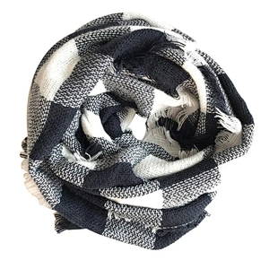 Autumn and winter plaid scarf fashionable colorful plaid scarf