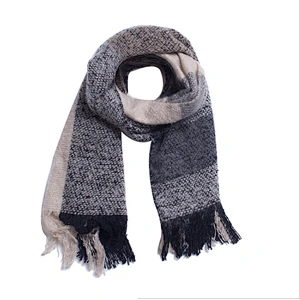 Autumn and winter new style circle yarn large check scarf lady thickened tassel neck shawl scarf