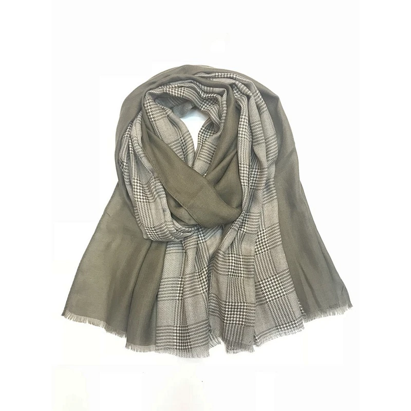 Wonderful Woman satin embroidered scarf