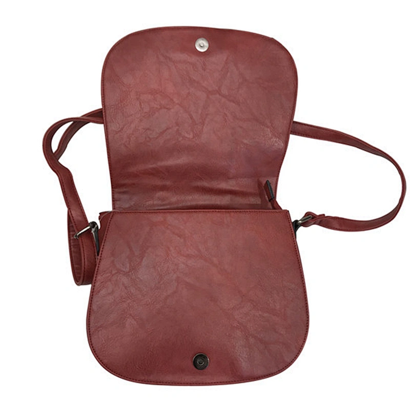 Hot Selling Custom Logo Durable PU Leather Messenger Bag For Women