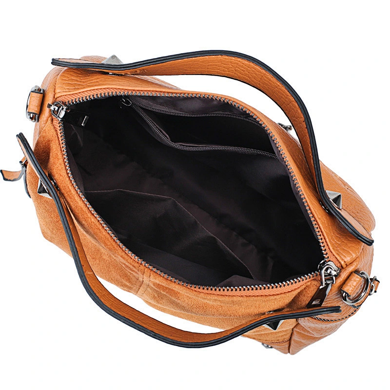 2019 Hot-selling pu leather zipper rivet motorcycle shoulder  rivet vintage leather pillow handbag