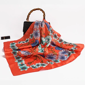 Hot selling literary small fresh small square sunscreenscarf women printed square silk scarf