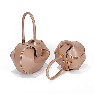 2019 New model genuine leather women vintage hand bags dumpling shape ladies tote handbag
