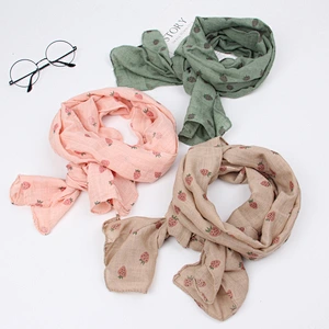 Simple printed cotton and linen thin strawberry pattern kids baby summer scarf