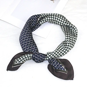 2020 new geometric printed curling small square silk 70cm ladies square silk neck scarf