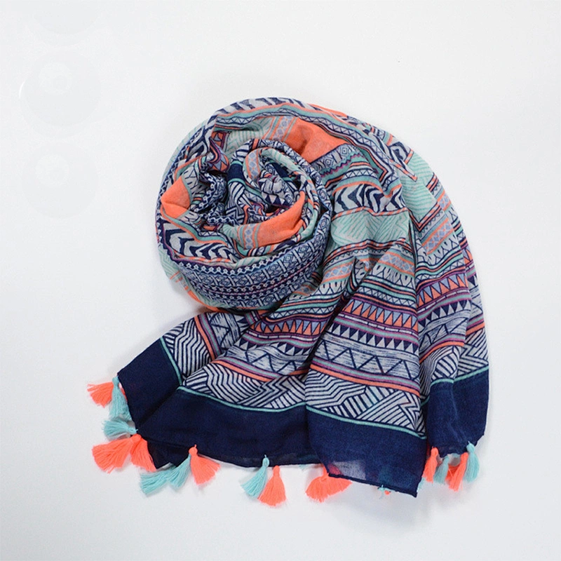 Factory direct new ethnic wind bohemian sunscreen beach women plain tassel shawl scarf fashion