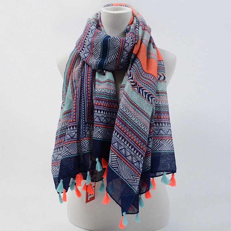 Factory direct new ethnic wind bohemian sunscreen beach women plain tassel shawl scarf fashion