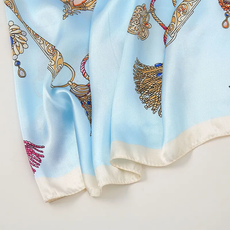 Fashionable lady's square scarf scarf silky satin custom silk satin scarf square