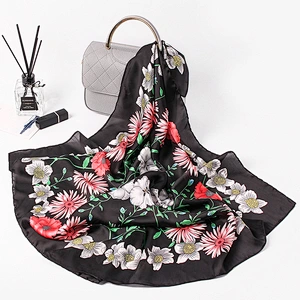 Hot selling literary small fresh small square sunscreenscarf women printed square silk scarf