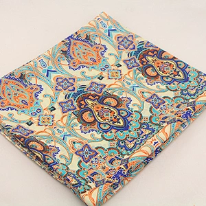 2020 new Oversized Sun protection Beach Big women large print silk scarf
